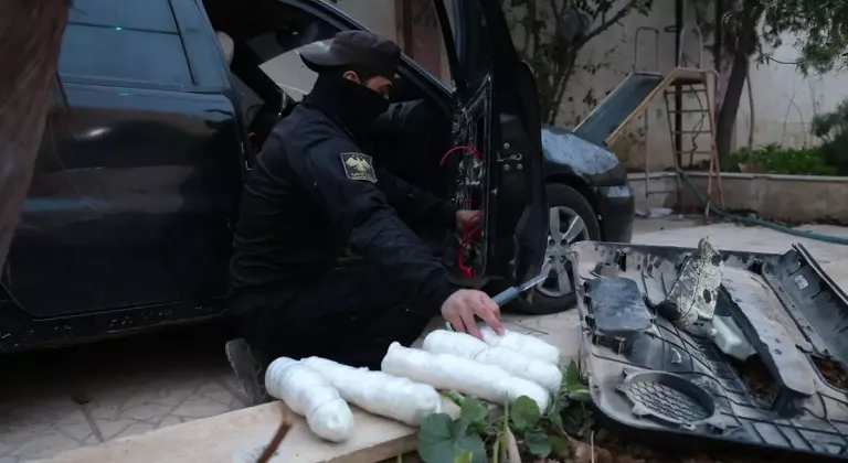 Suriye İçişleri Bakanlığı: "Şam’ı hedef alan terör planı, iki ülkenin istihbarat koordinasyonuyla çökertildi"