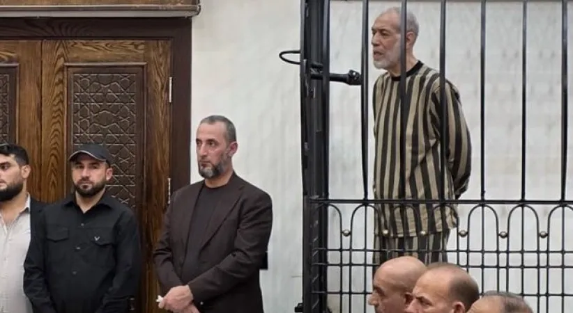 Esad rejiminin başmüftüsü Ahmed Hassun'a müebbet hapis cezası