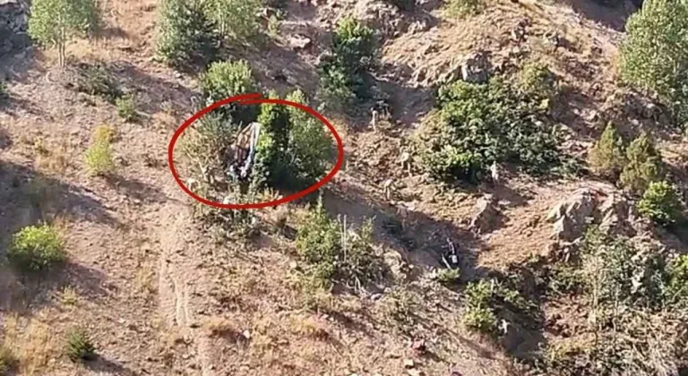 Sivas'ta tarım işçilerini taşıyan minibüs uçuruma yuvarlandı: 3 ölü