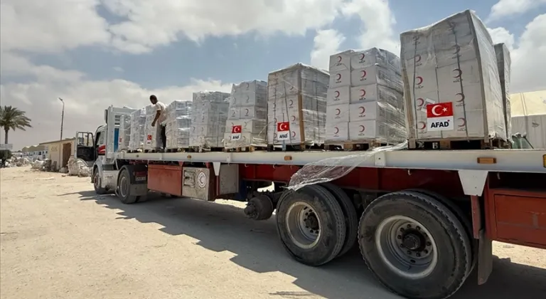 Türkiye, Gazze’ye 7 Ekim 2023’ten bu yana 102 bin 590 ton insani yardım sevk etti