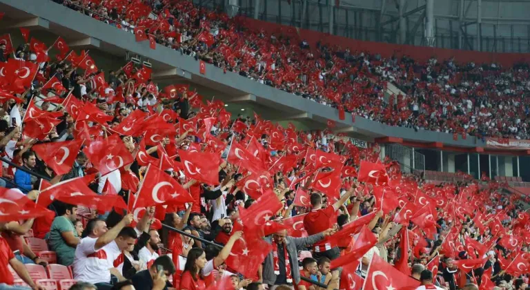 Türkiye - Gürcistan maçının tribün gelirleri Gazze’ye bağışlanacak
