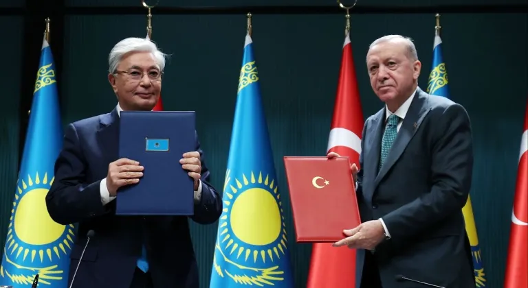 Türkiye-Kazakistan arasında 20 önemli anlaşmaya imza atıldı