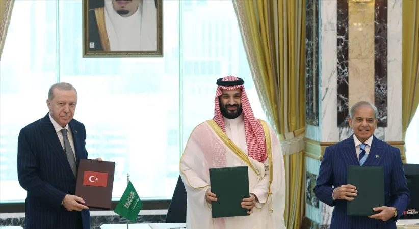 Türkiye, Suudi Arabistan ve Pakistan arasında ortak savunma anlaşması imzalandı