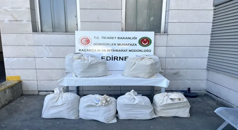 Türkiye’ye sokulmak istenen 45 kilo 760 gram esra sınırda yakalandı