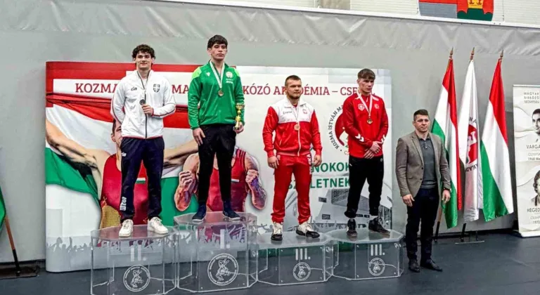 U20 Grekoromen Güreş Milli Takımı şampiyon oldu