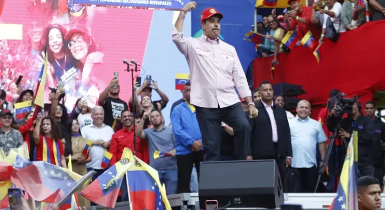 Maduro’dan halka mutlak sadakat sözü: "Size asla ama asla ihanet etmeyeceğim"