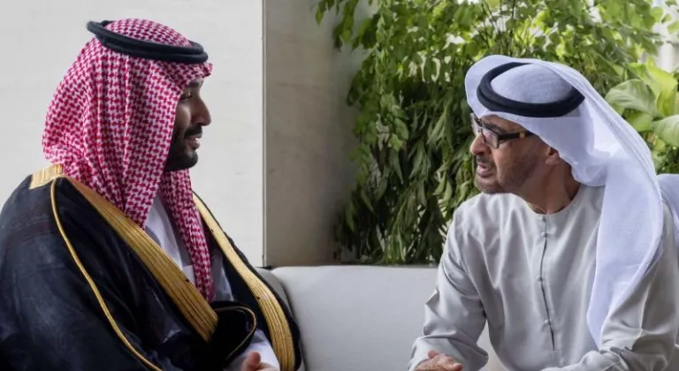 Yemen, Suudi Arabistan ile BAE’nin vekalet savaşına mı sahne oluyor?