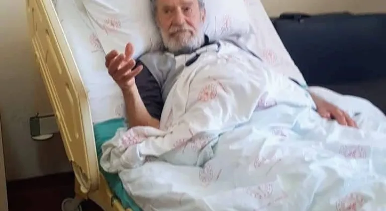 Yeşilçam’ın efsane ismi Ahmet Mekin hastaneye kaldırıldı