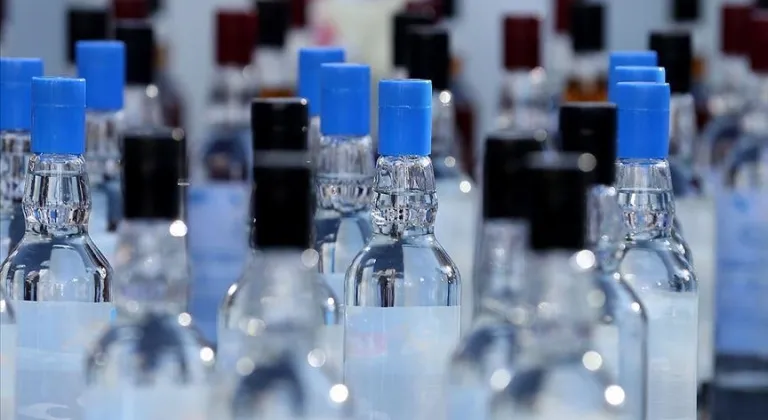 Uzmanlar yılbaşı öncesi sahte alkole karşı uyardı