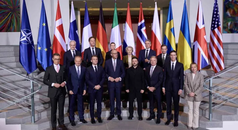 Zelenskiy ile bir araya gelen Avrupalı liderler, Avrupa öncülüğünde çok uluslu güç teklif etti