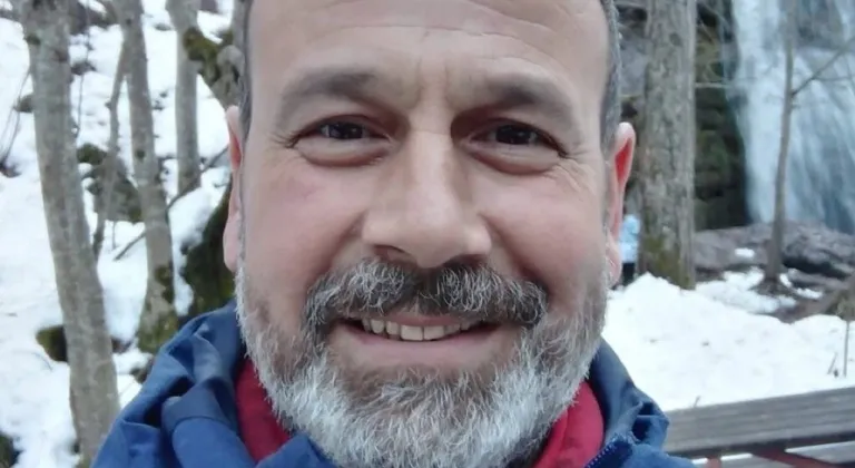 Zıpkınla balık avına çıkan emekli askeri savcı boğularak hayatını kaybetti