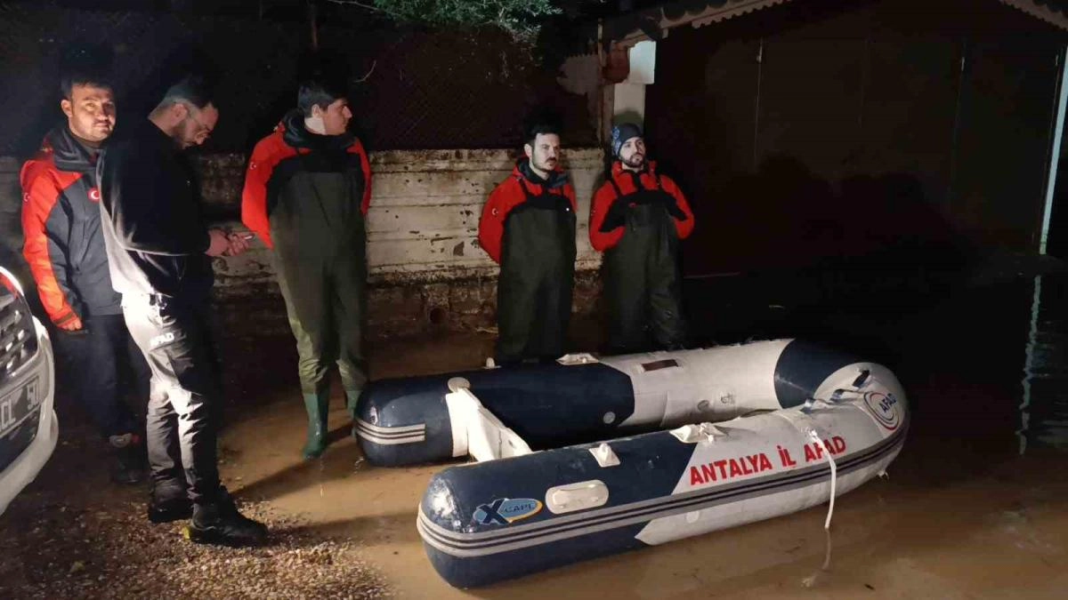 Antalya Valisi Şahin: "5 saatte 106 kilogramlık büyük yağış aldık" | Popüler Gazete - Haber, Son Dakika Haberler, Popüler Gündem