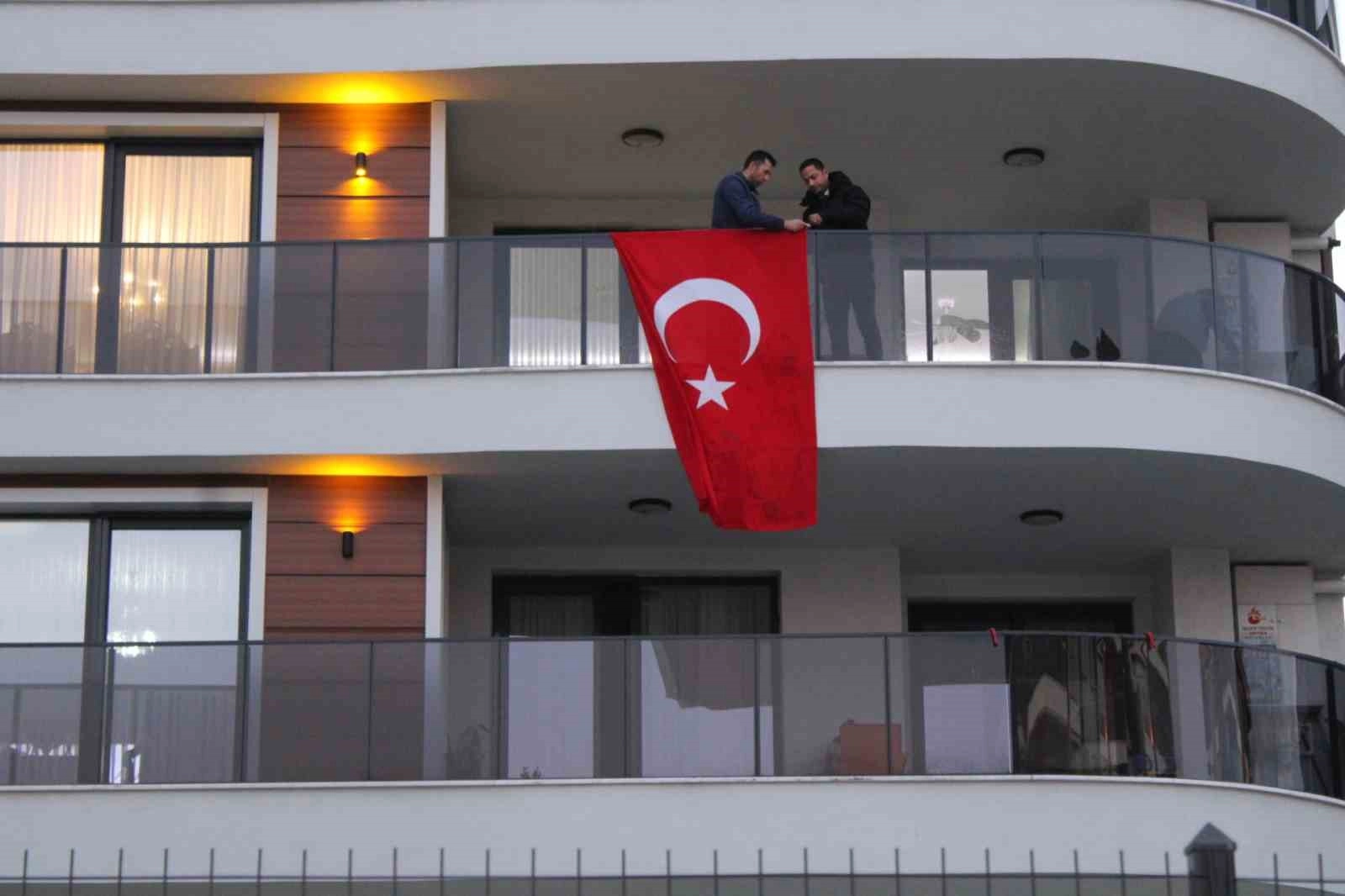 Pençe-Kilit Operasyonu'nda Şehit Olan Binbaşı Murat Kemal Yetişen'in Ailesine Acı Haber Ulaştı | Popüler Gazete - Türkiye'nin en popüler internet gazetesi!
