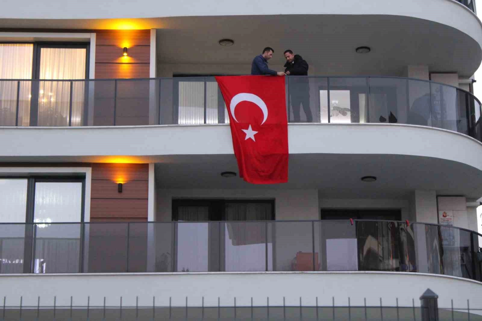 Pençe-Kilit Operasyonu'nda Şehit Olan Binbaşı Murat Kemal Yetişen'in Ailesine Acı Haber Ulaştı | Popüler Gazete - Türkiye'nin en popüler internet gazetesi!