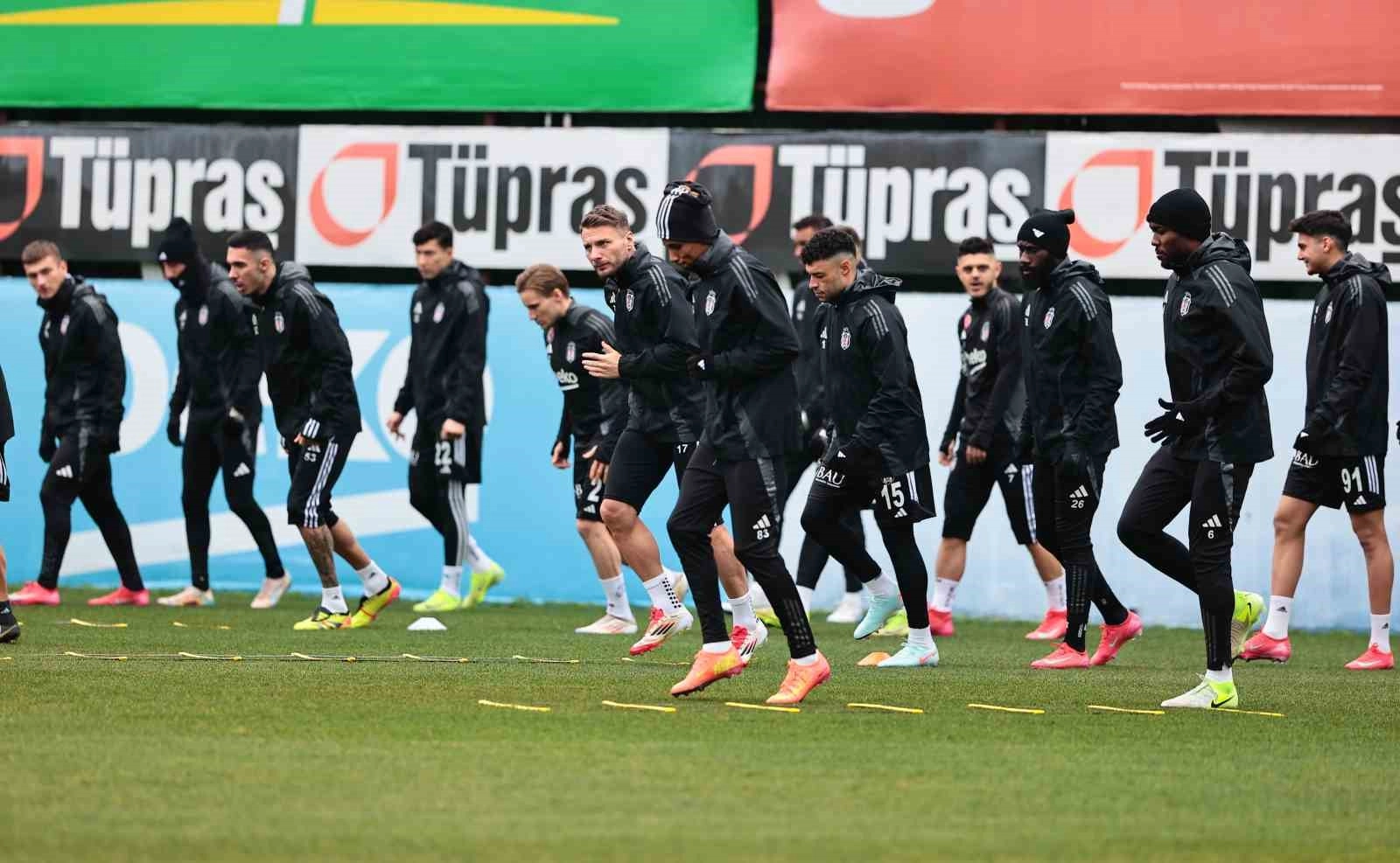 Beşiktaş, Antalyaspor Karşılaşması İçin Son Antrenmanını Yaptı | Popüler Gazete - Haber, Son Dakika Haberler, Popüler Gündem
