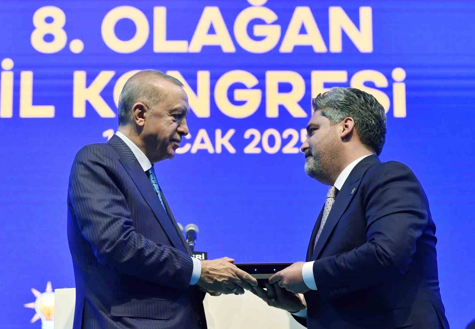 Cumhurbaşkanı Erdoğan: "Ya o silahlar gönüllü olarak bırakılacak ya da cebren bıraktırılacak” | Popüler Gazete - Haber, Son Dakika Haberler, Çeviri Haberler