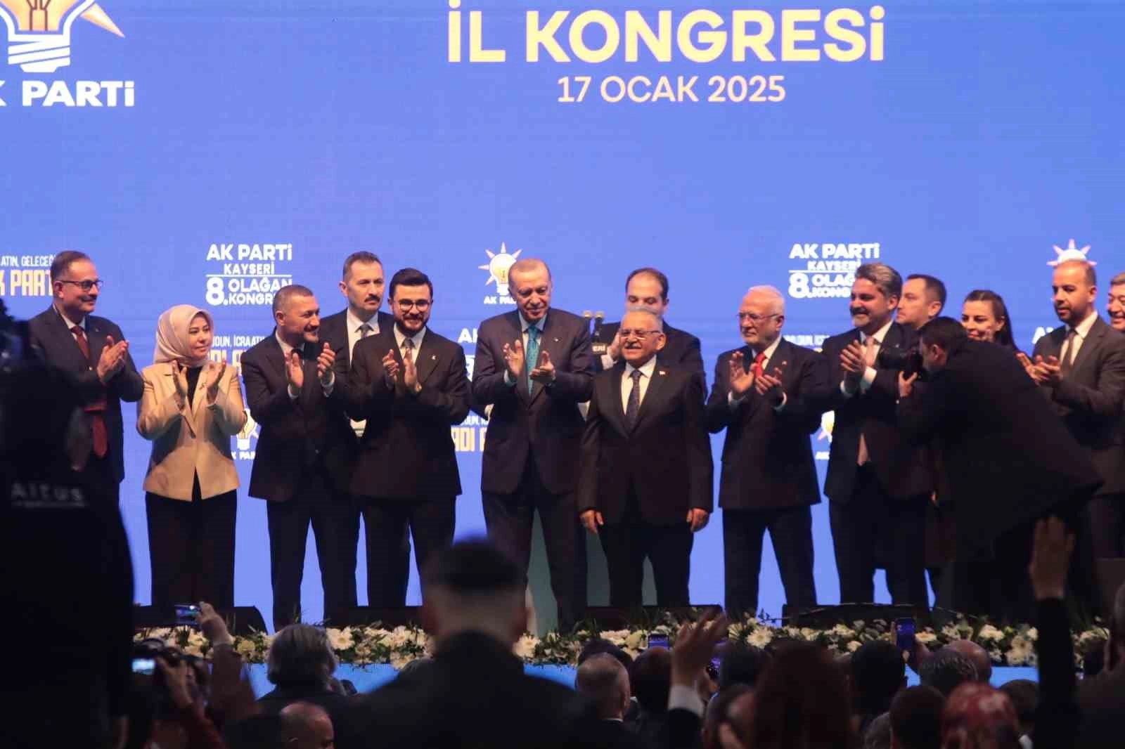 Cumhurbaşkanı Erdoğan: "Ya o silahlar gönüllü olarak bırakılacak ya da cebren bıraktırılacak” | Popüler Gazete - Haber, Son Dakika Haberler, Çeviri Haberler