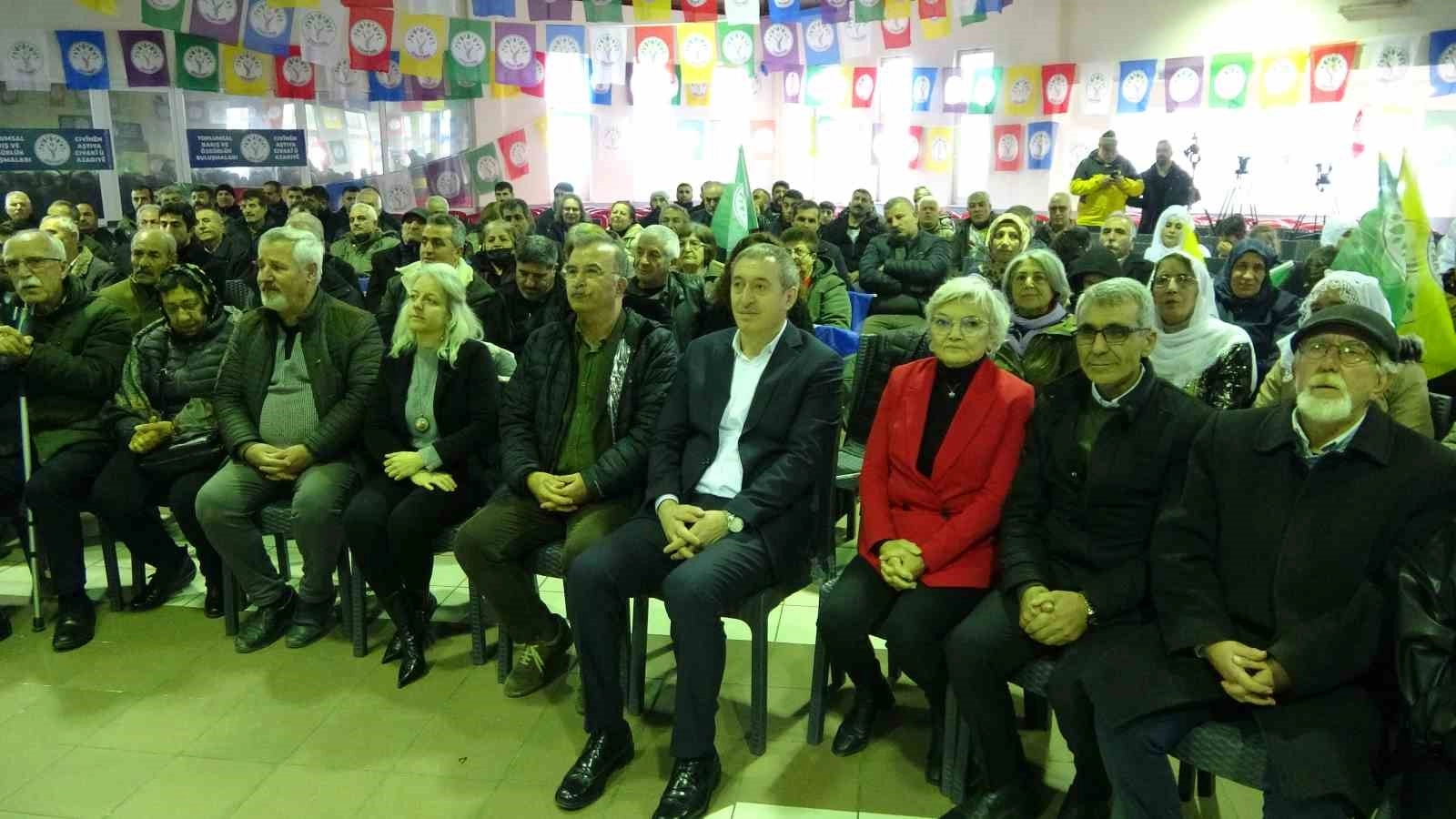 DEM Parti Eş Genel Başkanı Tuncer Bakırhan: "Öcalan’ın mesajı Çanakkale ruhuna uygun olacak" | Popüler Gazete - Haber, Son Dakika Haberler, Çeviri Haberler