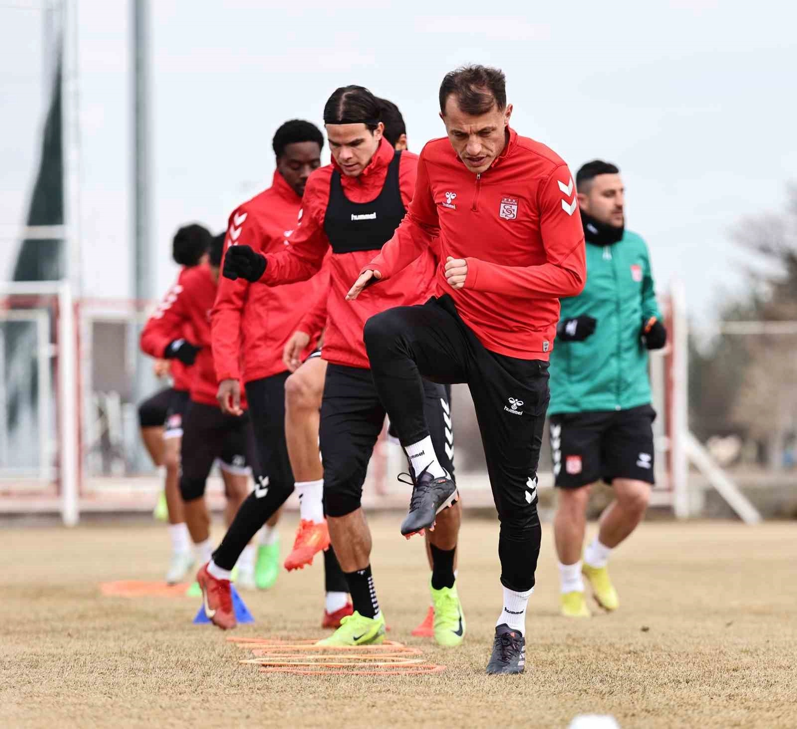 Sivasspor’da Trabzonspor maçı hazırlıkları başladı | Popüler Gazete - Haber, Son Dakika Haberler, Popüler Gündem