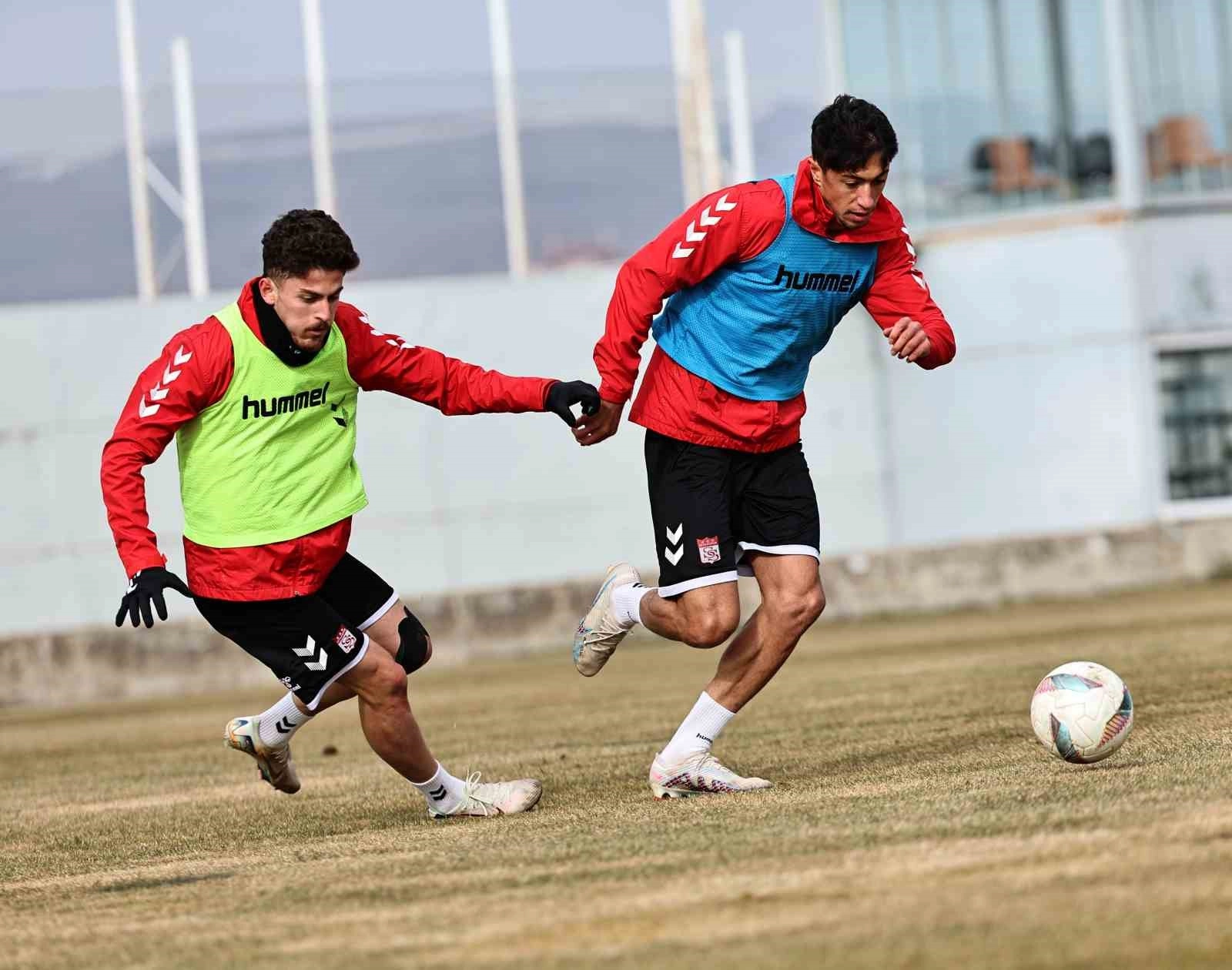 Sivasspor’da Trabzonspor maçı hazırlıkları başladı | Popüler Gazete - Haber, Son Dakika Haberler, Popüler Gündem