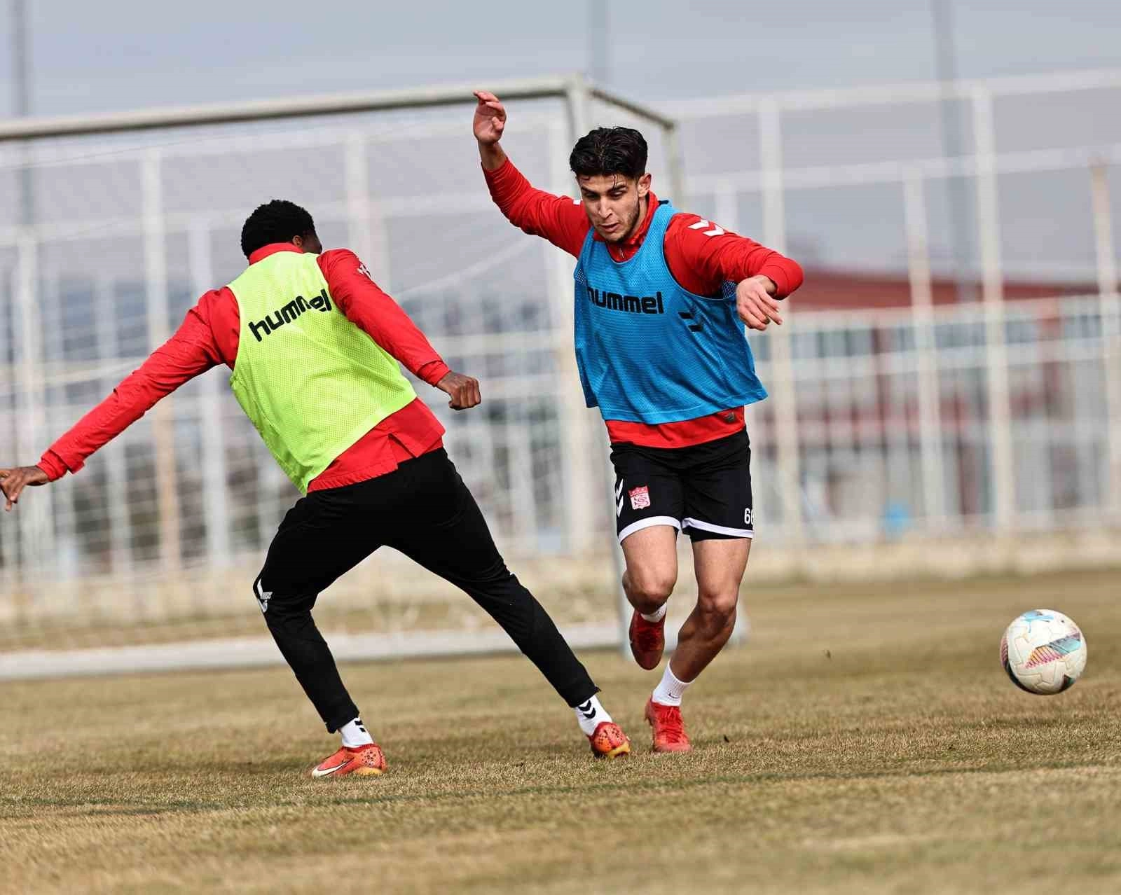 Sivasspor’da Trabzonspor maçı hazırlıkları başladı | Popüler Gazete - Haber, Son Dakika Haberler, Popüler Gündem