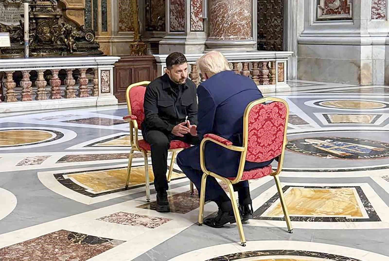 Zelenskiy: "Trump ile şartsız ateşkes ve kalıcı bir barışı ele aldık" | Popüler Gazete - Türkiye'nin en popüler internet gazetesi!