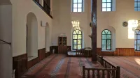 Sındırgı depreminde tarihi cami hasar gördü